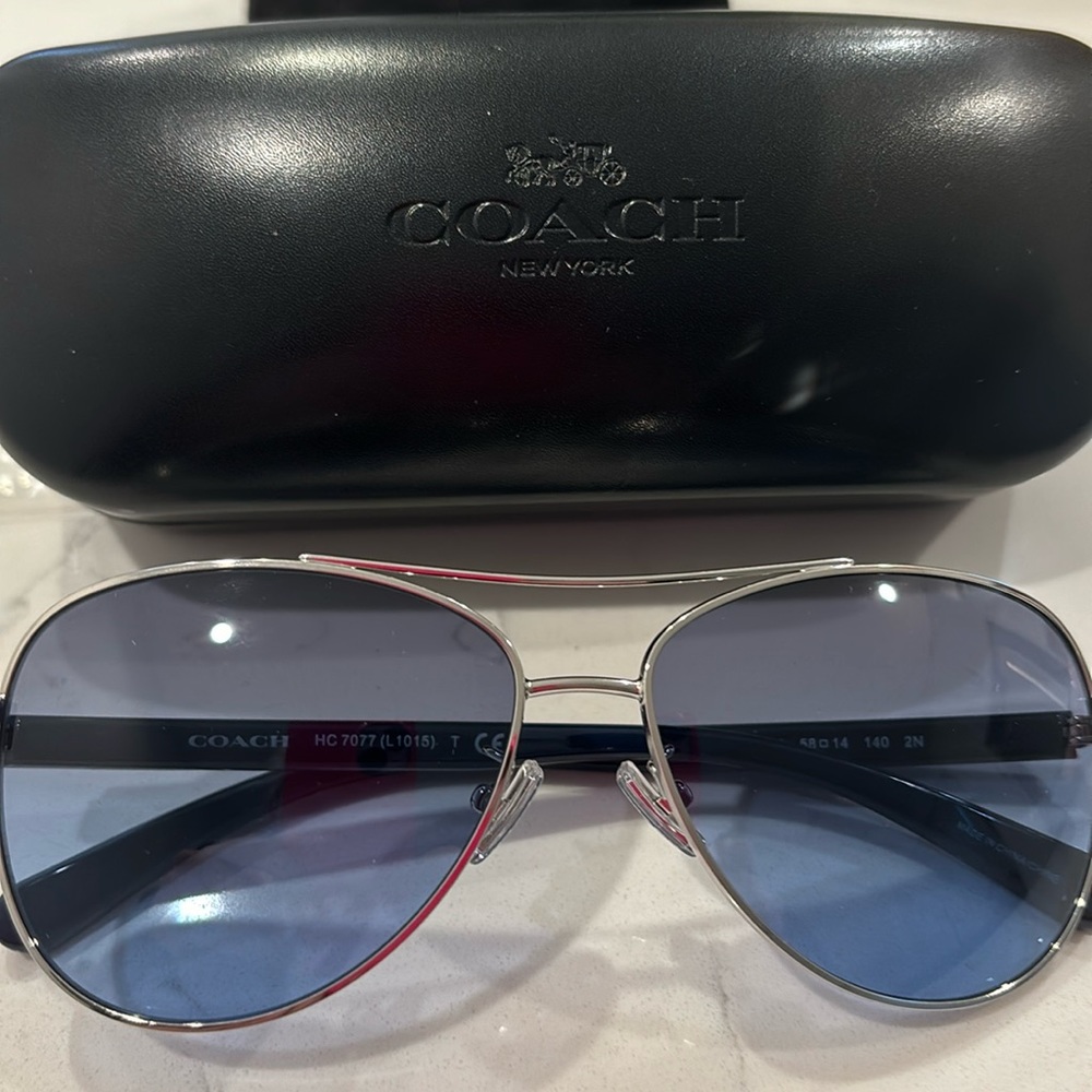 Coach Aviator glasses NWT blue/ silver frame